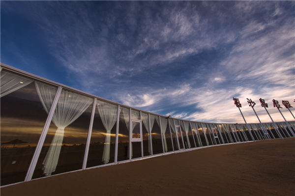 响沙湾,沙漠,度假地,景区,旅游,图片,照片,摄影,内蒙古响沙湾,内蒙古旅游,鄂尔多斯市旅游,莲花酒店,莲花度假酒店,莲沙度假岛,福沙度假岛,悦沙休闲岛,仙沙休闲岛,一粒沙度假村,在线预订,预定,旅行社,AAAAA,5A级旅游景区,库布齐,库布其沙漠,库布其旅游