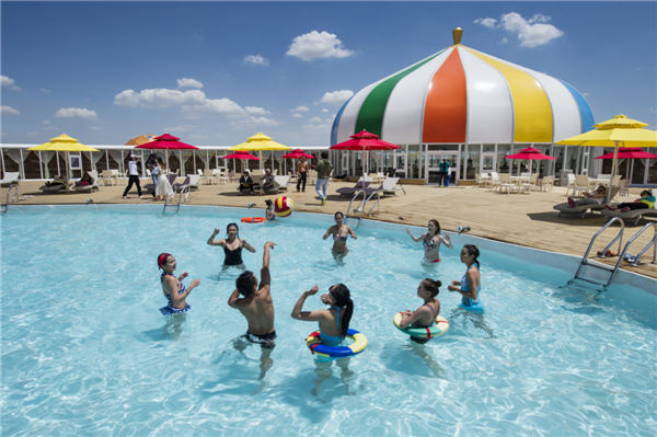 响沙湾,沙漠,度假地,景区,旅游,图片,照片,摄影,内蒙古响沙湾,内蒙古旅游,鄂尔多斯市旅游,莲花酒店,莲花度假酒店,莲沙度假岛,福沙度假岛,悦沙休闲岛,仙沙休闲岛,一粒沙度假村,在线预订,预定,旅行社,AAAAA,5A级旅游景区,库布齐,库布其沙漠,库布其旅游