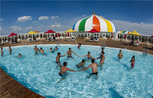 响沙湾,沙漠,度假地,景区,旅游,图片,照片,摄影,内蒙古响沙湾,内蒙古旅游,鄂尔多斯市旅游,莲花酒店,莲花度假酒店,莲沙度假岛,福沙度假岛,悦沙休闲岛,仙沙休闲岛,一粒沙度假村,在线预订,预定,旅行社,AAAAA,5A级旅游景区,库布齐,库布其沙漠,库布其旅游