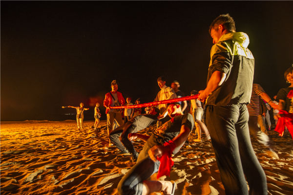 响沙湾,沙漠,度假地,景区,旅游,图片,照片,摄影,内蒙古响沙湾,内蒙古旅游,鄂尔多斯市旅游,莲花酒店,莲花度假酒店,莲沙度假岛,福沙度假岛,悦沙休闲岛,仙沙休闲岛,一粒沙度假村,在线预订,预定,旅行社,AAAAA,5A级旅游景区,库布齐,库布其沙漠,库布其旅游