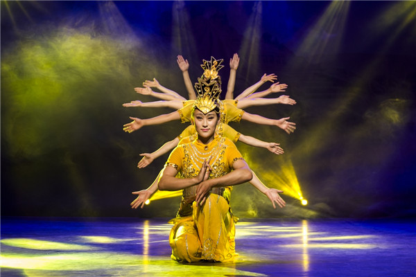 响沙湾,沙漠,度假地,景区,旅游,图片,照片,摄影,内蒙古响沙湾,内蒙古旅游,鄂尔多斯市旅游,莲花酒店,莲花度假酒店,莲沙度假岛,福沙度假岛,悦沙休闲岛,仙沙休闲岛,一粒沙度假村,在线预订,预定,旅行社,AAAAA,5A级旅游景区,库布齐,库布其沙漠,库布其旅游