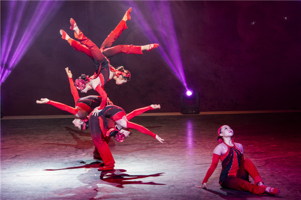 响沙湾,沙漠,度假地,景区,旅游,图片,照片,摄影,内蒙古响沙湾,内蒙古旅游,鄂尔多斯市旅游,莲花酒店,莲花度假酒店,莲沙度假岛,福沙度假岛,悦沙休闲岛,仙沙休闲岛,一粒沙度假村,在线预订,预定,旅行社,AAAAA,5A级旅游景区,库布齐,库布其沙漠,库布其旅游