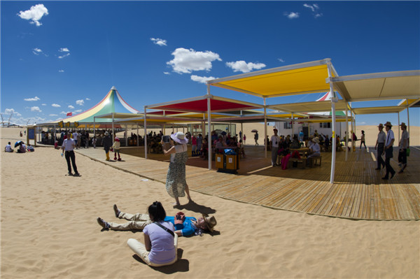 响沙湾,沙漠,度假地,景区,旅游,图片,照片,摄影,内蒙古响沙湾,内蒙古旅游,鄂尔多斯市旅游,莲花酒店,莲花度假酒店,莲沙度假岛,福沙度假岛,悦沙休闲岛,仙沙休闲岛,一粒沙度假村,在线预订,预定,旅行社,AAAAA,5A级旅游景区,库布齐,库布其沙漠,库布其旅游