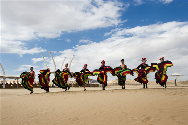 响沙湾,沙漠,度假地,景区,旅游,图片,照片,摄影,内蒙古响沙湾,内蒙古旅游,鄂尔多斯市旅游,莲花酒店,莲花度假酒店,莲沙度假岛,福沙度假岛,悦沙休闲岛,仙沙休闲岛,一粒沙度假村,在线预订,预定,旅行社,AAAAA,5A级旅游景区,库布齐,库布其沙漠,库布其旅游