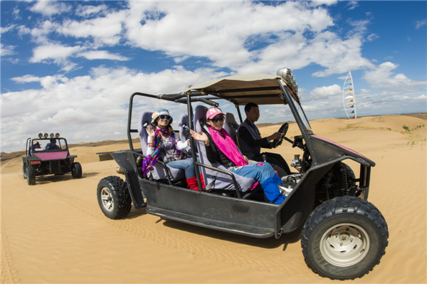 响沙湾,沙漠,度假地,景区,旅游,图片,照片,摄影,内蒙古响沙湾,内蒙古旅游,鄂尔多斯市旅游,莲花酒店,莲花度假酒店,莲沙度假岛,福沙度假岛,悦沙休闲岛,仙沙休闲岛,一粒沙度假村,在线预订,预定,旅行社,AAAAA,5A级旅游景区,库布齐,库布其沙漠,库布其旅游