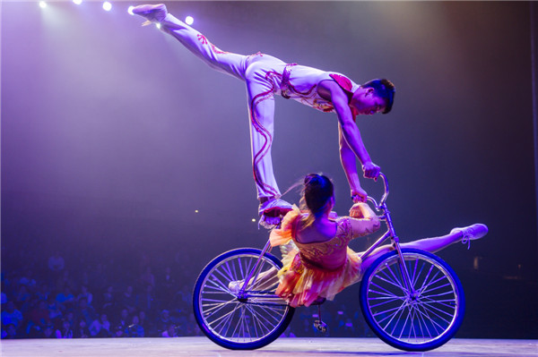 响沙湾,沙漠,度假地,景区,旅游,图片,照片,摄影,内蒙古响沙湾,内蒙古旅游,鄂尔多斯市旅游,莲花酒店,莲花度假酒店,莲沙度假岛,福沙度假岛,悦沙休闲岛,仙沙休闲岛,一粒沙度假村,在线预订,预定,旅行社,AAAAA,5A级旅游景区,库布齐,库布其沙漠,库布其旅游