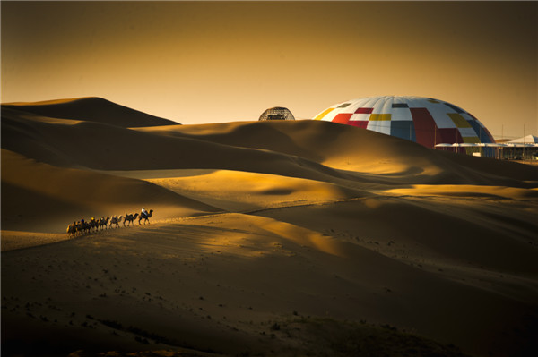 响沙湾,沙漠,度假地,景区,旅游,图片,照片,摄影,内蒙古响沙湾,内蒙古旅游,鄂尔多斯市旅游,莲花酒店,莲花度假酒店,莲沙度假岛,福沙度假岛,悦沙休闲岛,仙沙休闲岛,一粒沙度假村,在线预订,预定,旅行社,AAAAA,5A级旅游景区,库布齐,库布其沙漠,库布其旅游