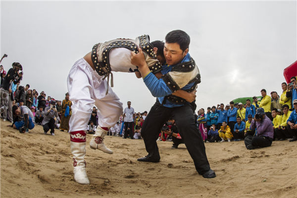 响沙湾,沙漠,度假地,景区,旅游,图片,照片,摄影,内蒙古响沙湾,内蒙古旅游,鄂尔多斯市旅游,莲花酒店,莲花度假酒店,莲沙度假岛,福沙度假岛,悦沙休闲岛,仙沙休闲岛,一粒沙度假村,在线预订,预定,旅行社,AAAAA,5A级旅游景区,库布齐,库布其沙漠,库布其旅游