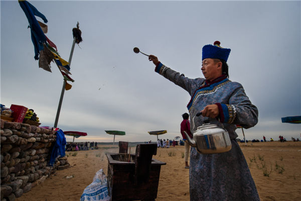 响沙湾,沙漠,度假地,景区,旅游,图片,照片,摄影,内蒙古响沙湾,内蒙古旅游,鄂尔多斯市旅游,莲花酒店,莲花度假酒店,莲沙度假岛,福沙度假岛,悦沙休闲岛,仙沙休闲岛,一粒沙度假村,在线预订,预定,旅行社,AAAAA,5A级旅游景区,库布齐,库布其沙漠,库布其旅游