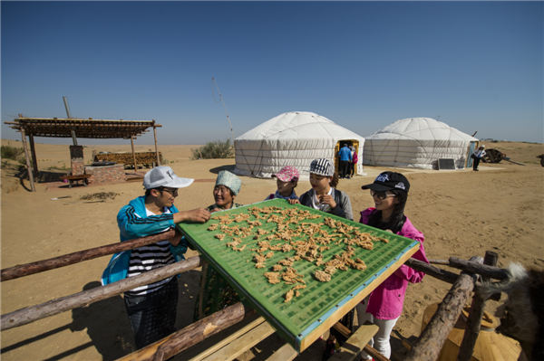响沙湾,沙漠,度假地,景区,旅游,图片,照片,摄影,内蒙古响沙湾,内蒙古旅游,鄂尔多斯市旅游,莲花酒店,莲花度假酒店,莲沙度假岛,福沙度假岛,悦沙休闲岛,仙沙休闲岛,一粒沙度假村,在线预订,预定,旅行社,AAAAA,5A级旅游景区,库布齐,库布其沙漠,库布其旅游