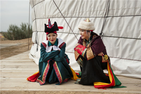 响沙湾,沙漠,度假地,景区,旅游,图片,照片,摄影,内蒙古响沙湾,内蒙古旅游,鄂尔多斯市旅游,莲花酒店,莲花度假酒店,莲沙度假岛,福沙度假岛,悦沙休闲岛,仙沙休闲岛,一粒沙度假村,在线预订,预定,旅行社,AAAAA,5A级旅游景区,库布齐,库布其沙漠,库布其旅游