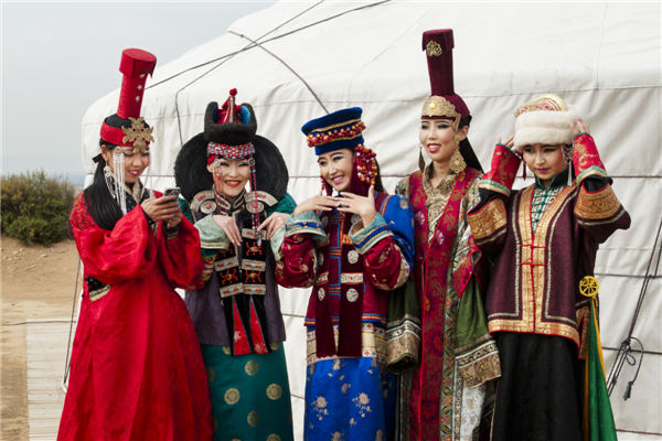 响沙湾,沙漠,度假地,景区,旅游,图片,照片,摄影,内蒙古响沙湾,内蒙古旅游,鄂尔多斯市旅游,莲花酒店,莲花度假酒店,莲沙度假岛,福沙度假岛,悦沙休闲岛,仙沙休闲岛,一粒沙度假村,在线预订,预定,旅行社,AAAAA,5A级旅游景区,库布齐,库布其沙漠,库布其旅游