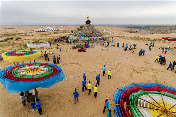 响沙湾,沙漠,度假地,景区,旅游,图片,照片,摄影,内蒙古响沙湾,内蒙古旅游,鄂尔多斯市旅游,莲花酒店,莲花度假酒店,莲沙度假岛,福沙度假岛,悦沙休闲岛,仙沙休闲岛,一粒沙度假村,在线预订,预定,旅行社,AAAAA,5A级旅游景区,库布齐,库布其沙漠,库布其旅游