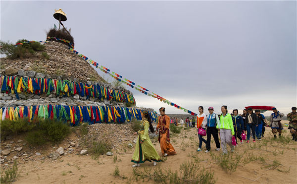 响沙湾,沙漠,度假地,景区,旅游,图片,照片,摄影,内蒙古响沙湾,内蒙古旅游,鄂尔多斯市旅游,莲花酒店,莲花度假酒店,莲沙度假岛,福沙度假岛,悦沙休闲岛,仙沙休闲岛,一粒沙度假村,在线预订,预定,旅行社,AAAAA,5A级旅游景区,库布齐,库布其沙漠,库布其旅游