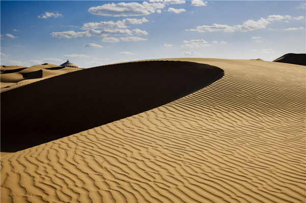 响沙湾,沙漠,度假地,景区,旅游,图片,照片,摄影,内蒙古响沙湾,内蒙古旅游,鄂尔多斯市旅游,莲花酒店,莲花度假酒店,莲沙度假岛,福沙度假岛,悦沙休闲岛,仙沙休闲岛,一粒沙度假村,在线预订,预定,旅行社,AAAAA,5A级旅游景区,库布齐,库布其沙漠,库布其旅游