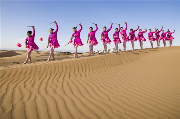 响沙湾,沙漠,度假地,景区,旅游,图片,照片,摄影,内蒙古响沙湾,内蒙古旅游,鄂尔多斯市旅游,莲花酒店,莲花度假酒店,莲沙度假岛,福沙度假岛,悦沙休闲岛,仙沙休闲岛,一粒沙度假村,在线预订,预定,旅行社,AAAAA,5A级旅游景区,库布齐,库布其沙漠,库布其旅游