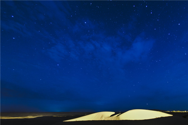 响沙湾,沙漠,度假地,景区,旅游,图片,照片,摄影,内蒙古响沙湾,内蒙古旅游,鄂尔多斯市旅游,莲花酒店,莲花度假酒店,莲沙度假岛,福沙度假岛,悦沙休闲岛,仙沙休闲岛,一粒沙度假村,在线预订,预定,旅行社,AAAAA,5A级旅游景区,库布齐,库布其沙漠,库布其旅游