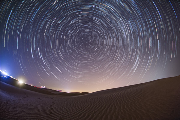 响沙湾,沙漠,度假地,景区,旅游,图片,照片,摄影,内蒙古响沙湾,内蒙古旅游,鄂尔多斯市旅游,莲花酒店,莲花度假酒店,莲沙度假岛,福沙度假岛,悦沙休闲岛,仙沙休闲岛,一粒沙度假村,在线预订,预定,旅行社,AAAAA,5A级旅游景区,库布齐,库布其沙漠,库布其旅游