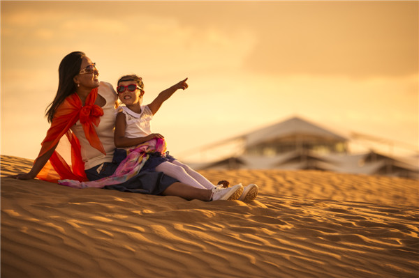 响沙湾,沙漠,度假地,景区,旅游,图片,照片,摄影,内蒙古响沙湾,内蒙古旅游,鄂尔多斯市旅游,莲花酒店,莲花度假酒店,莲沙度假岛,福沙度假岛,悦沙休闲岛,仙沙休闲岛,一粒沙度假村,在线预订,预定,旅行社,AAAAA,5A级旅游景区,库布齐,库布其沙漠,库布其旅游