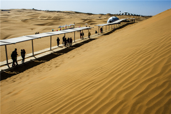 响沙湾,沙漠,度假地,景区,旅游,图片,照片,摄影,内蒙古响沙湾,内蒙古旅游,鄂尔多斯市旅游,莲花酒店,莲花度假酒店,莲沙度假岛,福沙度假岛,悦沙休闲岛,仙沙休闲岛,一粒沙度假村,在线预订,预定,旅行社,AAAAA,5A级旅游景区,库布齐,库布其沙漠,库布其旅游