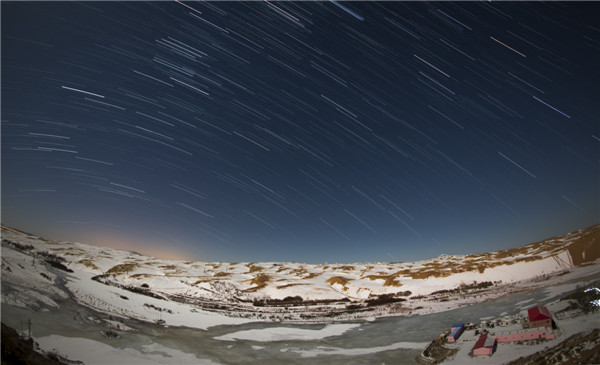 响沙湾,沙漠,度假地,景区,旅游,图片,照片,摄影,内蒙古响沙湾,内蒙古旅游,鄂尔多斯市旅游,莲花酒店,莲花度假酒店,莲沙度假岛,福沙度假岛,悦沙休闲岛,仙沙休闲岛,一粒沙度假村,在线预订,预定,旅行社,AAAAA,5A级旅游景区,库布齐,库布其沙漠,库布其旅游