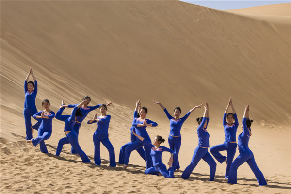 响沙湾,沙漠,度假地,景区,旅游,图片,照片,摄影,内蒙古响沙湾,内蒙古旅游,鄂尔多斯市旅游,莲花酒店,莲花度假酒店,莲沙度假岛,福沙度假岛,悦沙休闲岛,仙沙休闲岛,一粒沙度假村,在线预订,预定,旅行社,AAAAA,5A级旅游景区,库布齐,库布其沙漠,库布其旅游