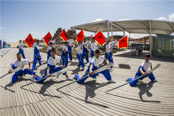 响沙湾,沙漠,度假地,景区,旅游,图片,照片,摄影,内蒙古响沙湾,内蒙古旅游,鄂尔多斯市旅游,莲花酒店,莲花度假酒店,莲沙度假岛,福沙度假岛,悦沙休闲岛,仙沙休闲岛,一粒沙度假村,在线预订,预定,旅行社,AAAAA,5A级旅游景区,库布齐,库布其沙漠,库布其旅游