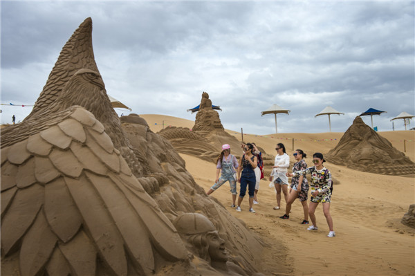 响沙湾,沙漠,度假地,景区,旅游,图片,照片,摄影,内蒙古响沙湾,内蒙古旅游,鄂尔多斯市旅游,莲花酒店,莲花度假酒店,莲沙度假岛,福沙度假岛,悦沙休闲岛,仙沙休闲岛,一粒沙度假村,在线预订,预定,旅行社,AAAAA,5A级旅游景区,库布齐,库布其沙漠,库布其旅游