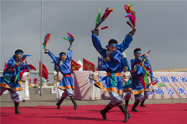 响沙湾,沙漠,度假地,景区,旅游,图片,照片,摄影,内蒙古响沙湾,内蒙古旅游,鄂尔多斯市旅游,莲花酒店,莲花度假酒店,莲沙度假岛,福沙度假岛,悦沙休闲岛,仙沙休闲岛,一粒沙度假村,在线预订,预定,旅行社,AAAAA,5A级旅游景区,库布齐,库布其沙漠,库布其旅游