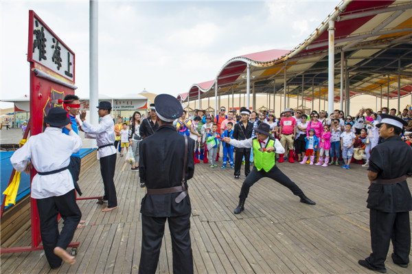响沙湾,沙漠,度假地,景区,旅游,图片,照片,摄影,内蒙古响沙湾,内蒙古旅游,鄂尔多斯市旅游,莲花酒店,莲花度假酒店,莲沙度假岛,福沙度假岛,悦沙休闲岛,仙沙休闲岛,一粒沙度假村,在线预订,预定,旅行社,AAAAA,5A级旅游景区,库布齐,库布其沙漠,库布其旅游
