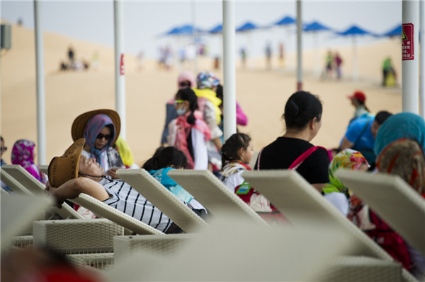 响沙湾,沙漠,度假地,景区,旅游,图片,照片,摄影,内蒙古响沙湾,内蒙古旅游,鄂尔多斯市旅游,莲花酒店,莲花度假酒店,莲沙度假岛,福沙度假岛,悦沙休闲岛,仙沙休闲岛,一粒沙度假村,在线预订,预定,旅行社,AAAAA,5A级旅游景区,库布齐,库布其沙漠,库布其旅游