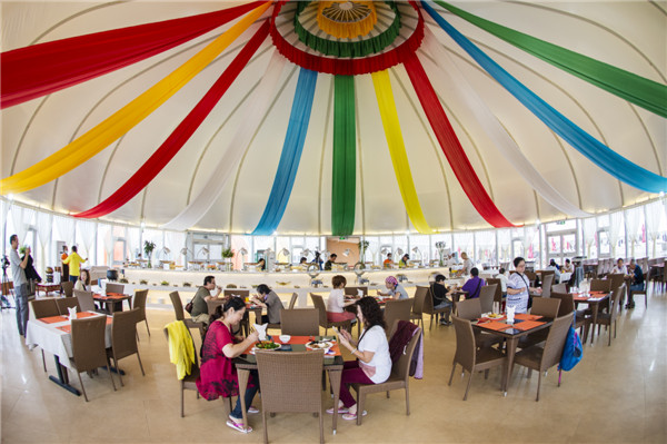 响沙湾,沙漠,度假地,景区,旅游,图片,照片,摄影,内蒙古响沙湾,内蒙古旅游,鄂尔多斯市旅游,莲花酒店,莲花度假酒店,莲沙度假岛,福沙度假岛,悦沙休闲岛,仙沙休闲岛,一粒沙度假村,在线预订,预定,旅行社,AAAAA,5A级旅游景区,库布齐,库布其沙漠,库布其旅游