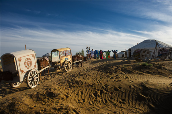 响沙湾,沙漠,度假地,景区,旅游,图片,照片,摄影,内蒙古响沙湾,内蒙古旅游,鄂尔多斯市旅游,莲花酒店,莲花度假酒店,莲沙度假岛,福沙度假岛,悦沙休闲岛,仙沙休闲岛,一粒沙度假村,在线预订,预定,旅行社,AAAAA,5A级旅游景区,库布齐,库布其沙漠,库布其旅游