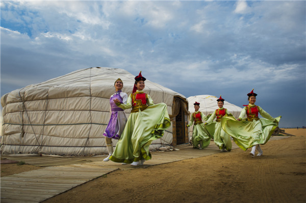 响沙湾,沙漠,度假地,景区,旅游,图片,照片,摄影,内蒙古响沙湾,内蒙古旅游,鄂尔多斯市旅游,莲花酒店,莲花度假酒店,莲沙度假岛,福沙度假岛,悦沙休闲岛,仙沙休闲岛,一粒沙度假村,在线预订,预定,旅行社,AAAAA,5A级旅游景区,库布齐,库布其沙漠,库布其旅游