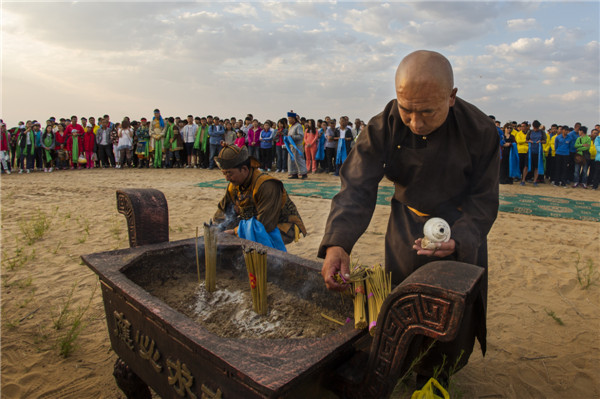 响沙湾,沙漠,度假地,景区,旅游,图片,照片,摄影,内蒙古响沙湾,内蒙古旅游,鄂尔多斯市旅游,莲花酒店,莲花度假酒店,莲沙度假岛,福沙度假岛,悦沙休闲岛,仙沙休闲岛,一粒沙度假村,在线预订,预定,旅行社,AAAAA,5A级旅游景区,库布齐,库布其沙漠,库布其旅游