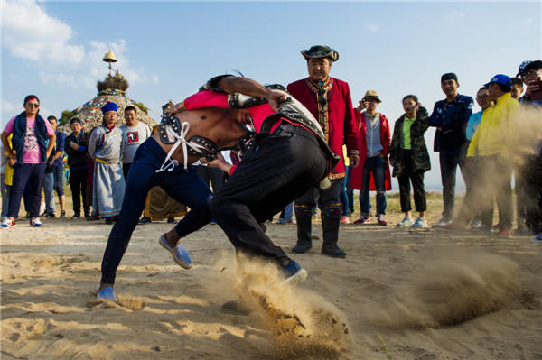 响沙湾,沙漠,度假地,景区,旅游,图片,照片,摄影,内蒙古响沙湾,内蒙古旅游,鄂尔多斯市旅游,莲花酒店,莲花度假酒店,莲沙度假岛,福沙度假岛,悦沙休闲岛,仙沙休闲岛,一粒沙度假村,在线预订,预定,旅行社,AAAAA,5A级旅游景区,库布齐,库布其沙漠,库布其旅游