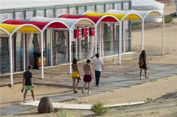 响沙湾,沙漠,度假地,景区,旅游,图片,照片,摄影,内蒙古响沙湾,内蒙古旅游,鄂尔多斯市旅游,莲花酒店,莲花度假酒店,莲沙度假岛,福沙度假岛,悦沙休闲岛,仙沙休闲岛,一粒沙度假村,在线预订,预定,旅行社,AAAAA,5A级旅游景区,库布齐,库布其沙漠,库布其旅游