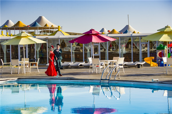 响沙湾,沙漠,度假地,景区,旅游,图片,照片,摄影,内蒙古响沙湾,内蒙古旅游,鄂尔多斯市旅游,莲花酒店,莲花度假酒店,莲沙度假岛,福沙度假岛,悦沙休闲岛,仙沙休闲岛,一粒沙度假村,在线预订,预定,旅行社,AAAAA,5A级旅游景区,库布齐,库布其沙漠,库布其旅游