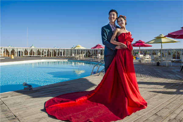 响沙湾,沙漠,度假地,景区,旅游,图片,照片,摄影,内蒙古响沙湾,内蒙古旅游,鄂尔多斯市旅游,莲花酒店,莲花度假酒店,莲沙度假岛,福沙度假岛,悦沙休闲岛,仙沙休闲岛,一粒沙度假村,在线预订,预定,旅行社,AAAAA,5A级旅游景区,库布齐,库布其沙漠,库布其旅游