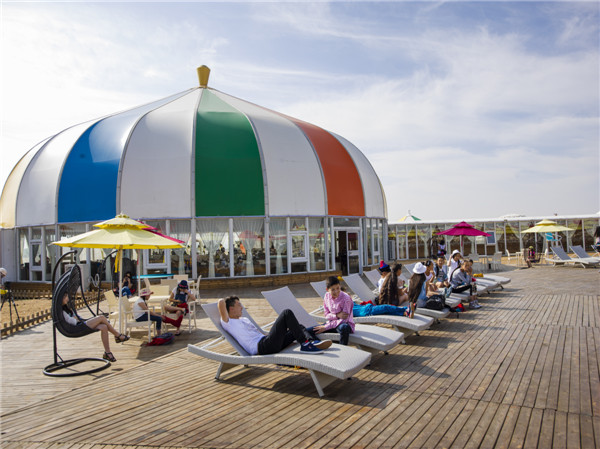 响沙湾,沙漠,度假地,景区,旅游,图片,照片,摄影,内蒙古响沙湾,内蒙古旅游,鄂尔多斯市旅游,莲花酒店,莲花度假酒店,莲沙度假岛,福沙度假岛,悦沙休闲岛,仙沙休闲岛,一粒沙度假村,在线预订,预定,旅行社,AAAAA,5A级旅游景区,库布齐,库布其沙漠,库布其旅游