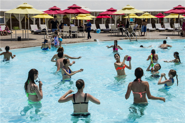 响沙湾,沙漠,度假地,景区,旅游,图片,照片,摄影,内蒙古响沙湾,内蒙古旅游,鄂尔多斯市旅游,莲花酒店,莲花度假酒店,莲沙度假岛,福沙度假岛,悦沙休闲岛,仙沙休闲岛,一粒沙度假村,在线预订,预定,旅行社,AAAAA,5A级旅游景区,库布齐,库布其沙漠,库布其旅游