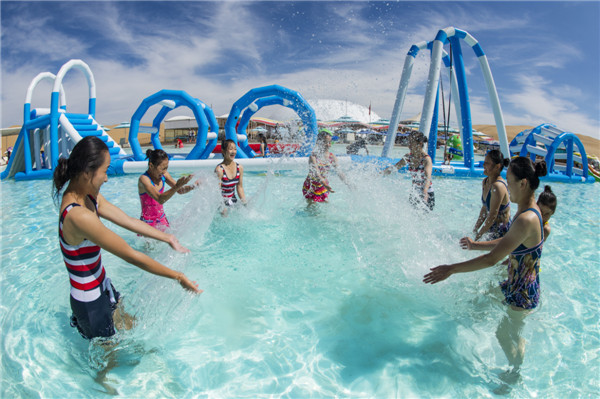 响沙湾,沙漠,度假地,景区,旅游,图片,照片,摄影,内蒙古响沙湾,内蒙古旅游,鄂尔多斯市旅游,莲花酒店,莲花度假酒店,莲沙度假岛,福沙度假岛,悦沙休闲岛,仙沙休闲岛,一粒沙度假村,在线预订,预定,旅行社,AAAAA,5A级旅游景区,库布齐,库布其沙漠,库布其旅游