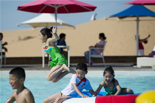 响沙湾,沙漠,度假地,景区,旅游,图片,照片,摄影,内蒙古响沙湾,内蒙古旅游,鄂尔多斯市旅游,莲花酒店,莲花度假酒店,莲沙度假岛,福沙度假岛,悦沙休闲岛,仙沙休闲岛,一粒沙度假村,在线预订,预定,旅行社,AAAAA,5A级旅游景区,库布齐,库布其沙漠,库布其旅游