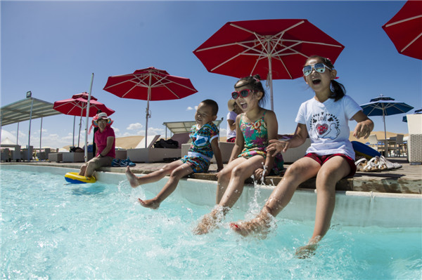 响沙湾,沙漠,度假地,景区,旅游,图片,照片,摄影,内蒙古响沙湾,内蒙古旅游,鄂尔多斯市旅游,莲花酒店,莲花度假酒店,莲沙度假岛,福沙度假岛,悦沙休闲岛,仙沙休闲岛,一粒沙度假村,在线预订,预定,旅行社,AAAAA,5A级旅游景区,库布齐,库布其沙漠,库布其旅游