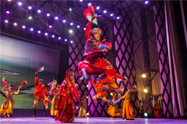 响沙湾,沙漠,度假地,景区,旅游,图片,照片,摄影,内蒙古响沙湾,内蒙古旅游,鄂尔多斯市旅游,莲花酒店,莲花度假酒店,莲沙度假岛,福沙度假岛,悦沙休闲岛,仙沙休闲岛,一粒沙度假村,在线预订,预定,旅行社,AAAAA,5A级旅游景区,库布齐,库布其沙漠,库布其旅游