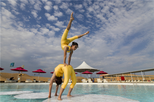 响沙湾,沙漠,度假地,景区,旅游,图片,照片,摄影,内蒙古响沙湾,内蒙古旅游,鄂尔多斯市旅游,莲花酒店,莲花度假酒店,莲沙度假岛,福沙度假岛,悦沙休闲岛,仙沙休闲岛,一粒沙度假村,在线预订,预定,旅行社,AAAAA,5A级旅游景区,库布齐,库布其沙漠,库布其旅游