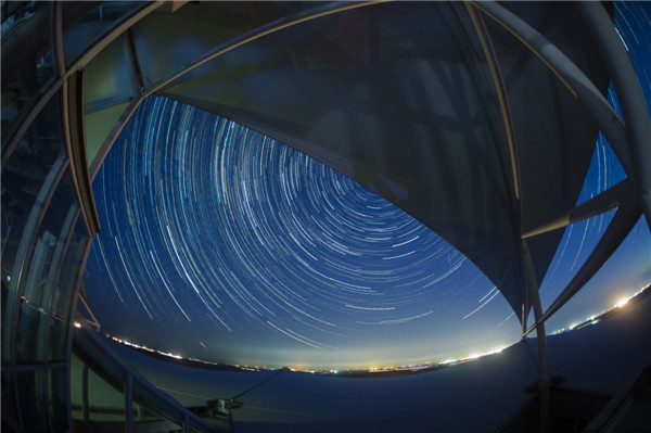 响沙湾,沙漠,度假地,景区,旅游,图片,照片,摄影,内蒙古响沙湾,内蒙古旅游,鄂尔多斯市旅游,莲花酒店,莲花度假酒店,莲沙度假岛,福沙度假岛,悦沙休闲岛,仙沙休闲岛,一粒沙度假村,在线预订,预定,旅行社,AAAAA,5A级旅游景区,库布齐,库布其沙漠,库布其旅游