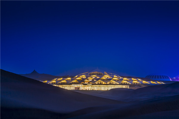 响沙湾,沙漠,度假地,景区,旅游,图片,照片,摄影,内蒙古响沙湾,内蒙古旅游,鄂尔多斯市旅游,莲花酒店,莲花度假酒店,莲沙度假岛,福沙度假岛,悦沙休闲岛,仙沙休闲岛,一粒沙度假村,在线预订,预定,旅行社,AAAAA,5A级旅游景区,库布齐,库布其沙漠,库布其旅游