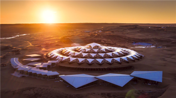 响沙湾,沙漠,度假地,景区,旅游,图片,照片,摄影,内蒙古响沙湾,内蒙古旅游,鄂尔多斯市旅游,莲花酒店,莲花度假酒店,莲沙度假岛,福沙度假岛,悦沙休闲岛,仙沙休闲岛,一粒沙度假村,在线预订,预定,旅行社,AAAAA,5A级旅游景区,库布齐,库布其沙漠,库布其旅游