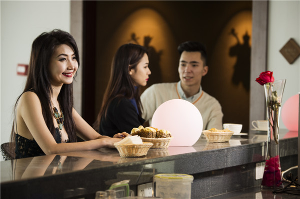 响沙湾,沙漠,度假地,景区,旅游,图片,照片,摄影,内蒙古响沙湾,内蒙古旅游,鄂尔多斯市旅游,莲花酒店,莲花度假酒店,莲沙度假岛,福沙度假岛,悦沙休闲岛,仙沙休闲岛,一粒沙度假村,在线预订,预定,旅行社,AAAAA,5A级旅游景区,库布齐,库布其沙漠,库布其旅游